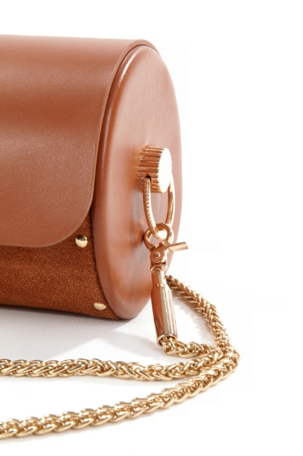 Julia Taba Süet resmi